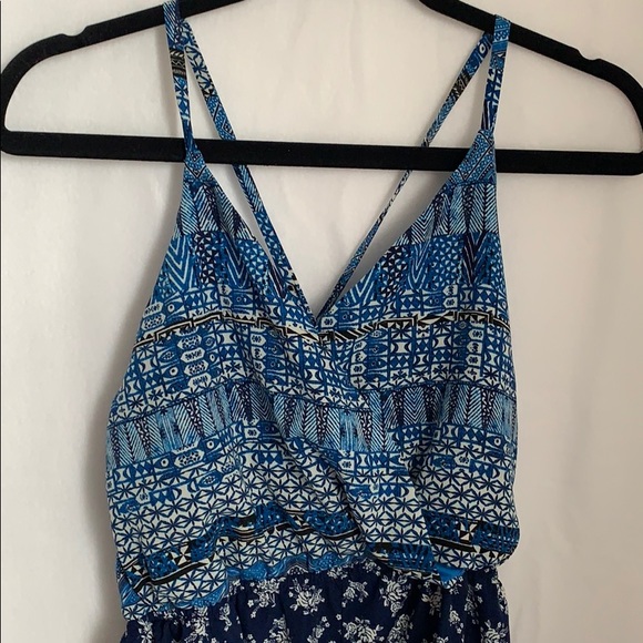 Blue mixed pattern romper with slit front🌊 - Picture 7 of 11